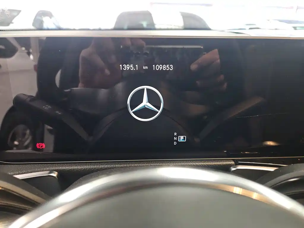 Mercedes-Benz GLB — фото 10