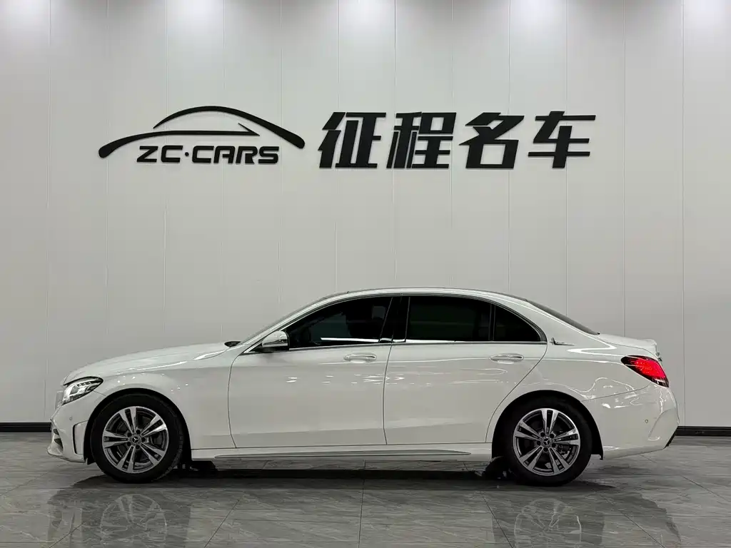 Mercedes-Benz C-Class — фото 3