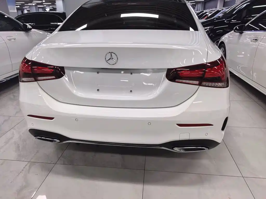 Mercedes-Benz A-Class — фото 11