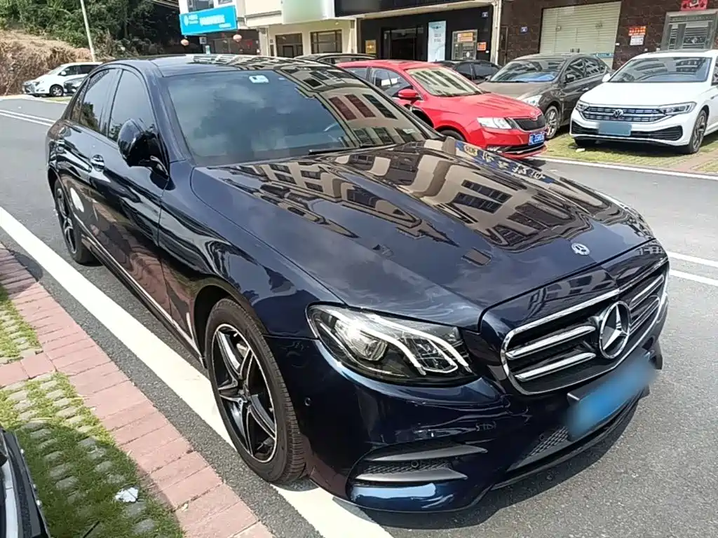 Mercedes-Benz E-Class (Import) — фото 3