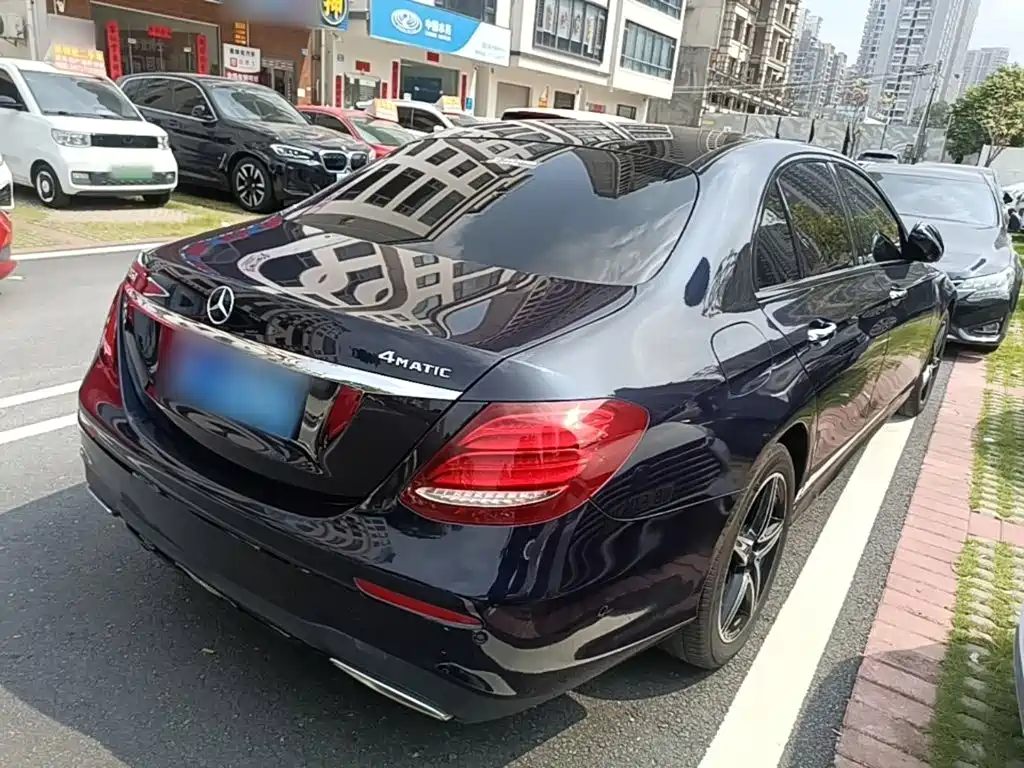 Mercedes-Benz E-Class (Import) — фото 6
