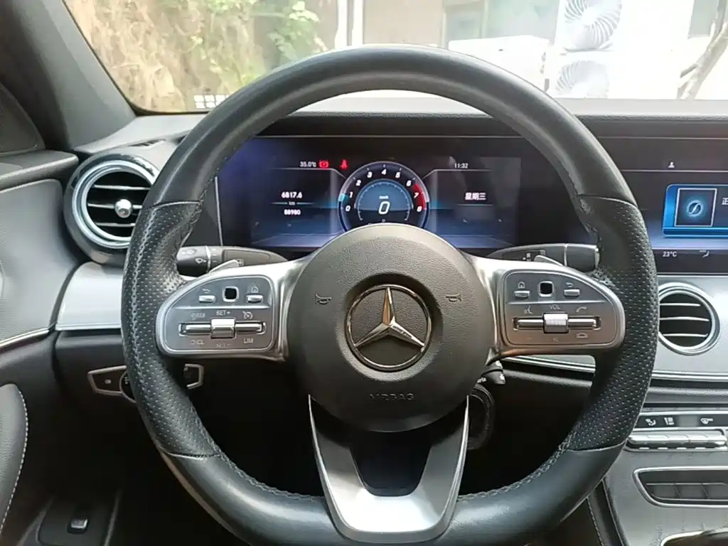 Mercedes-Benz E-Class (Import) — фото 10