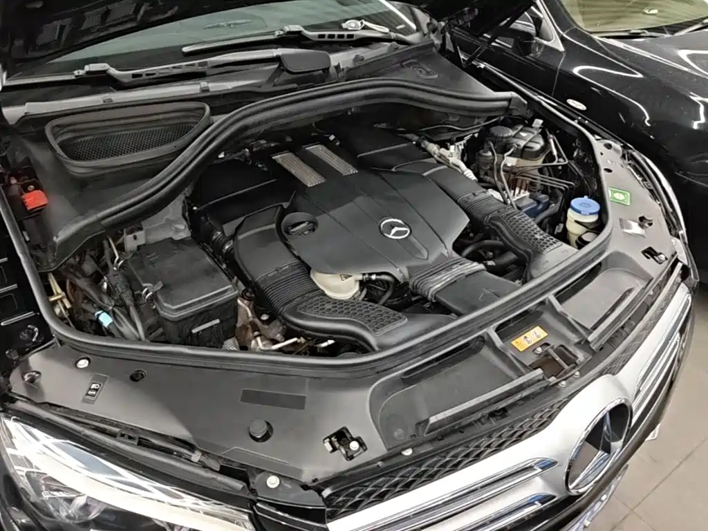 Mercedes-Benz GLE (Import) — фото 19