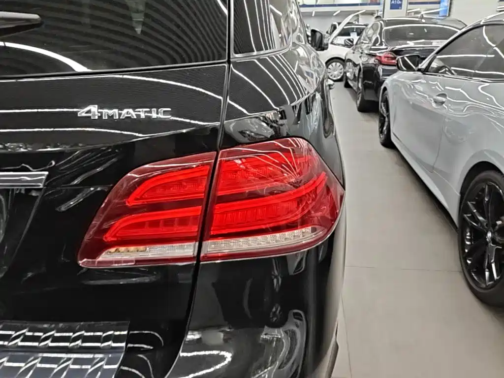 Mercedes-Benz GLE (Import) — фото 7