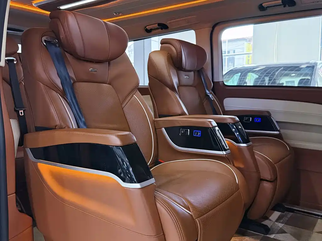 Mercedes-Benz Vito — фото 5