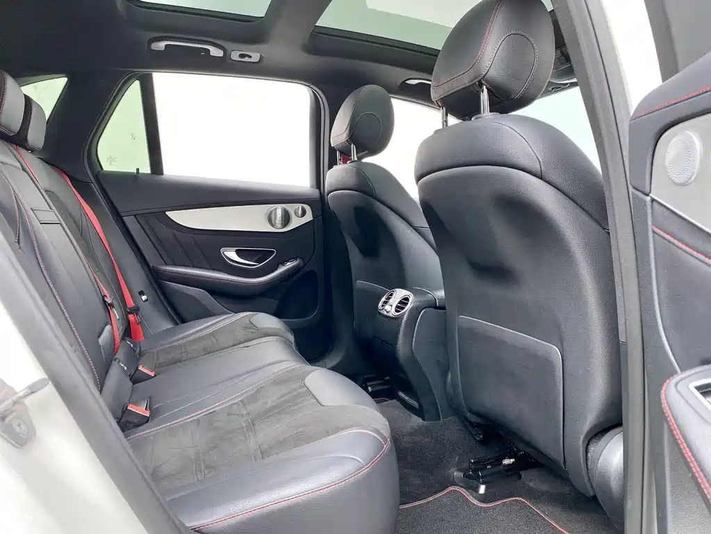 Mercedes-Benz GLC AMG — фото 15