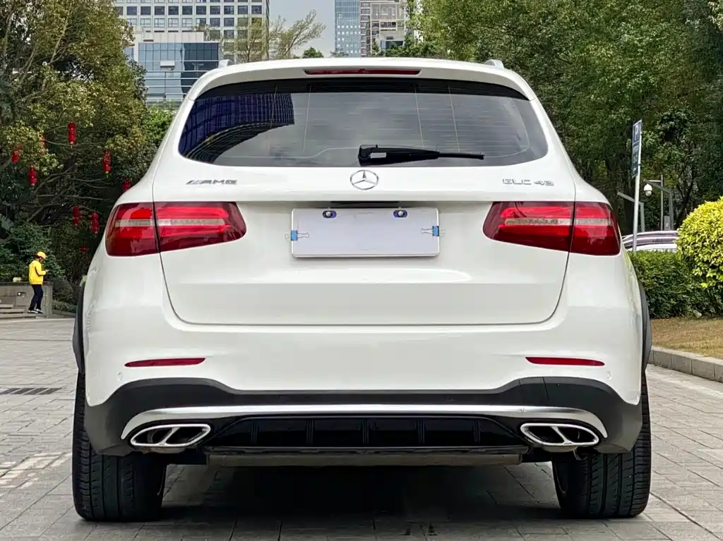 Mercedes-Benz GLC AMG — фото 4