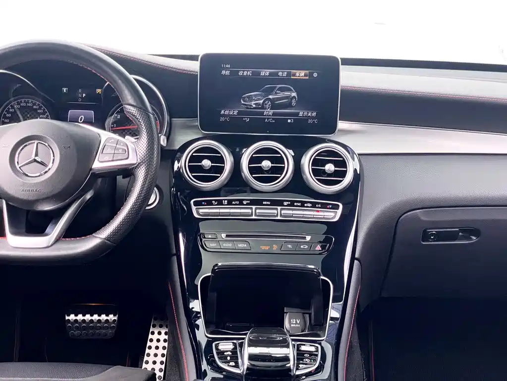 Mercedes-Benz GLC AMG — фото 10