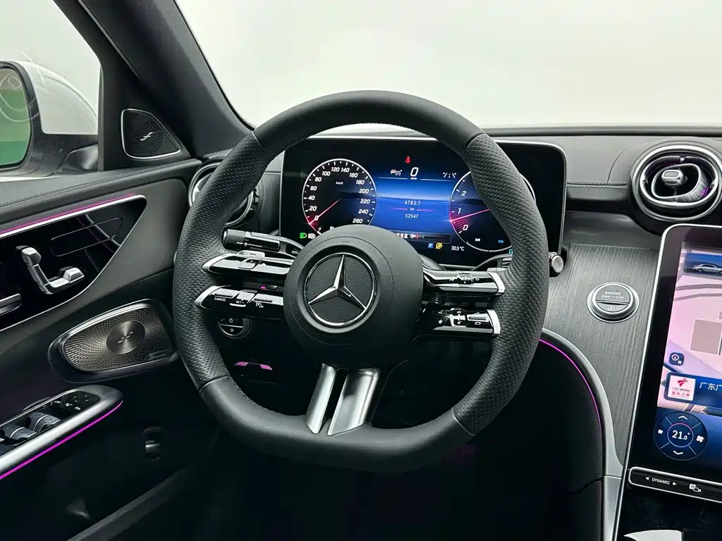 Mercedes-Benz C-Class — фото 20