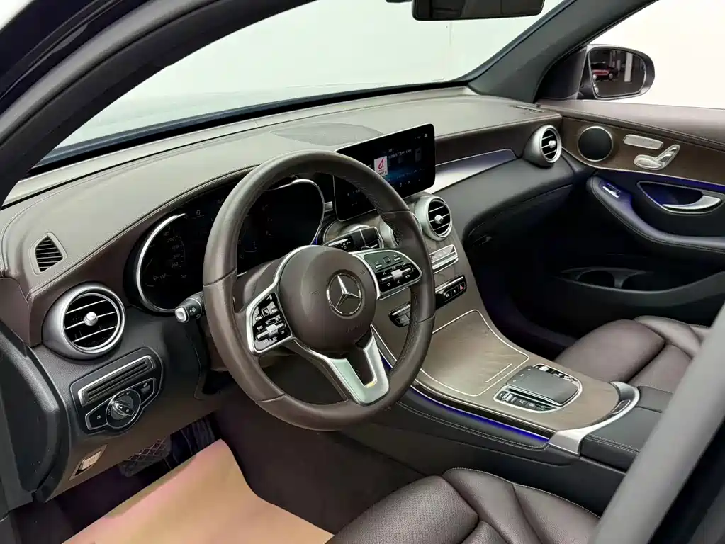 Mercedes-Benz GLC — фото 14
