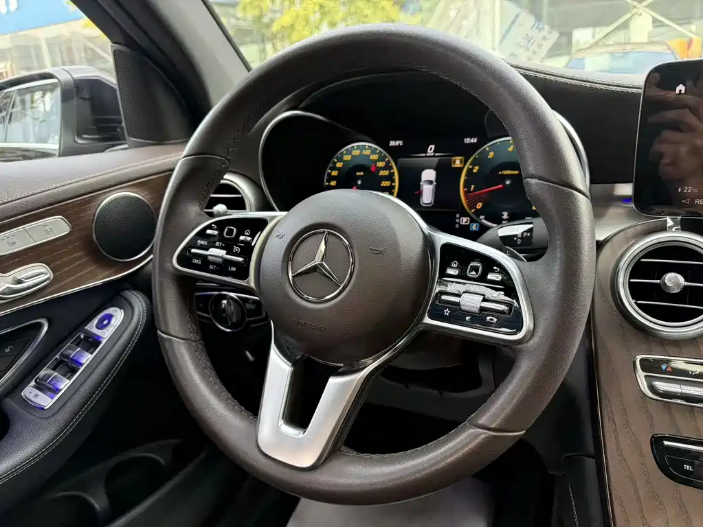 Mercedes-Benz GLC — фото 13