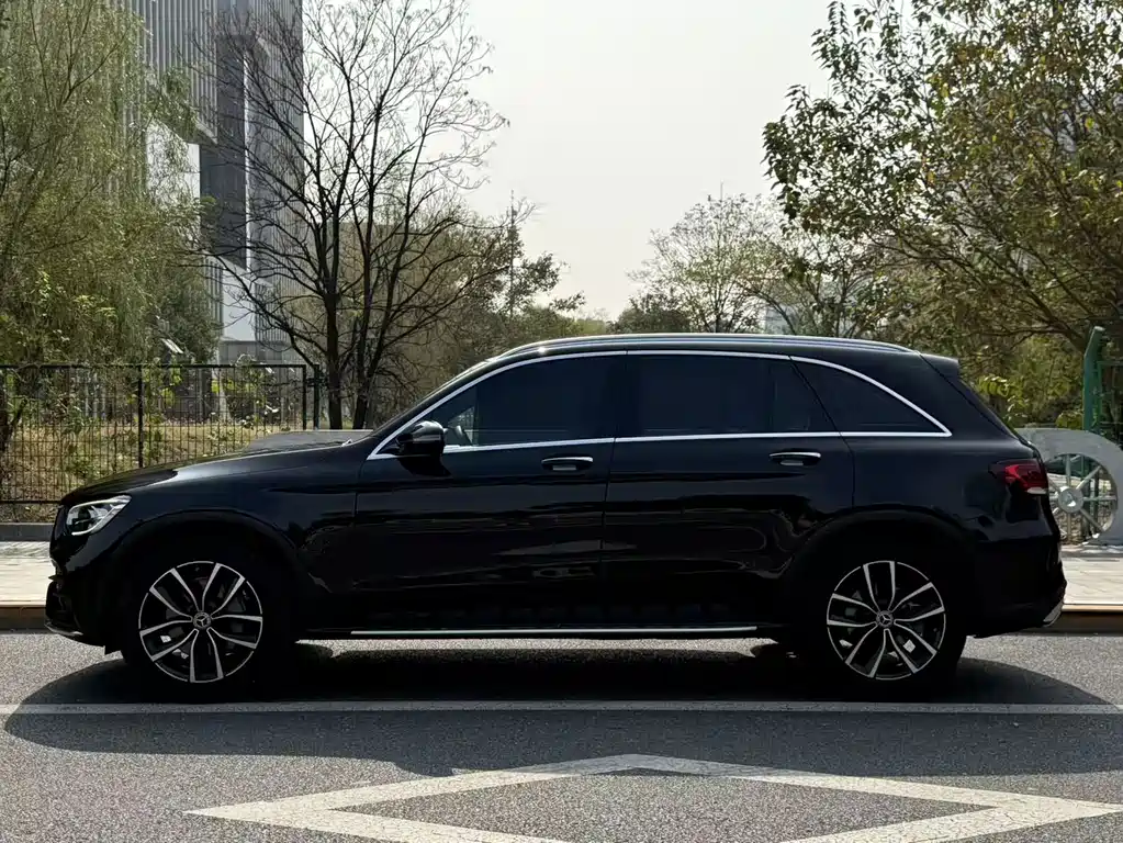 Mercedes-Benz GLC — фото 3