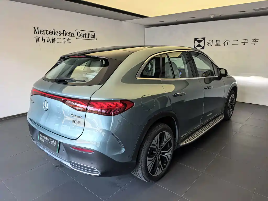 Mercedes-Benz EQE SUV — фото 3