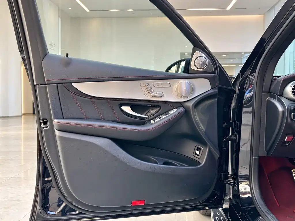 Mercedes-Benz GLC AMG — фото 19