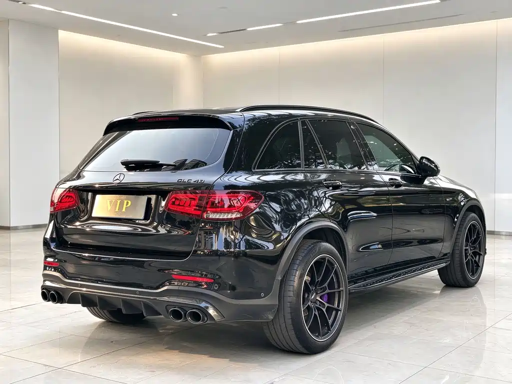 Mercedes-Benz GLC AMG — фото 4