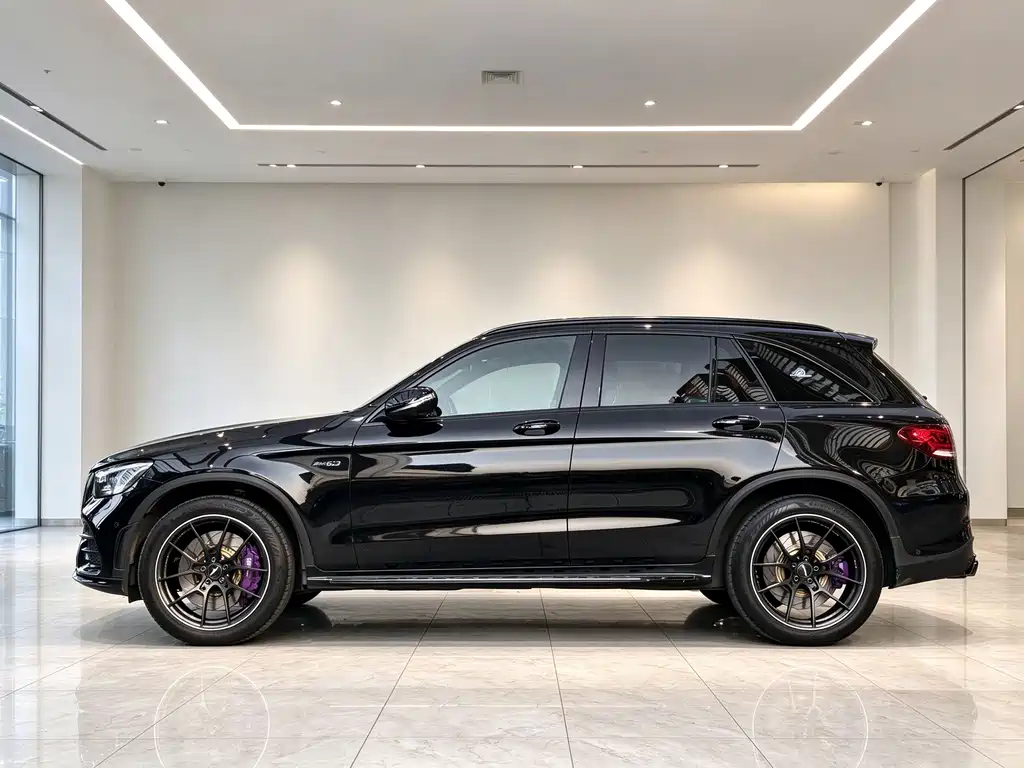 Mercedes-Benz GLC AMG — фото 8