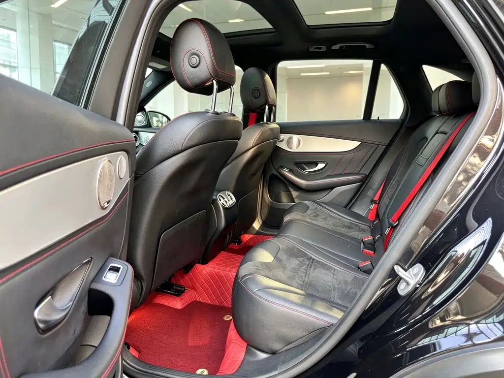 Mercedes-Benz GLC AMG — фото 10