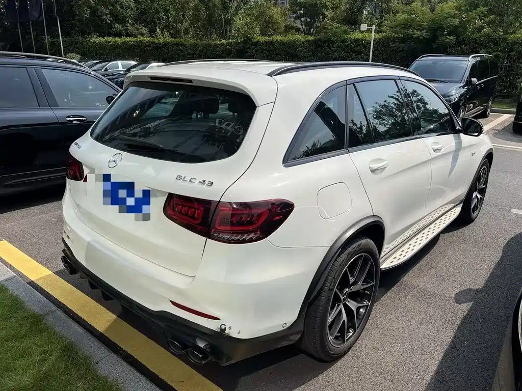 Mercedes-Benz GLC AMG — фото 3