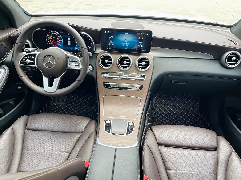 Mercedes-Benz GLC — фото 20