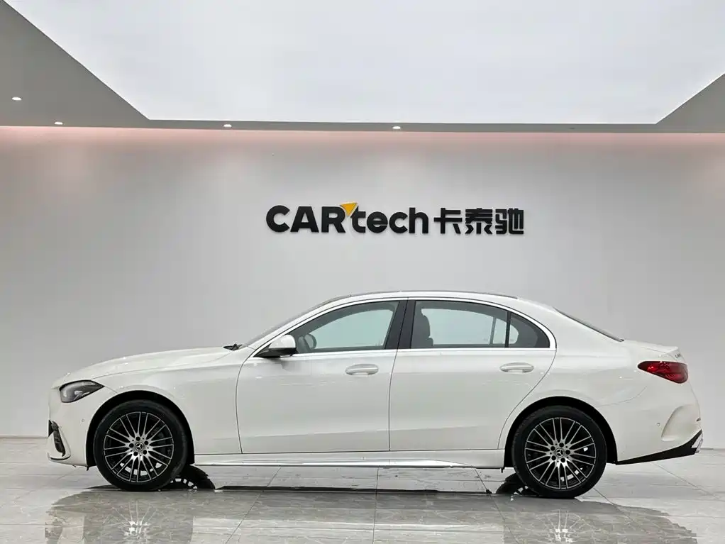 Mercedes-Benz C-Class — фото 2