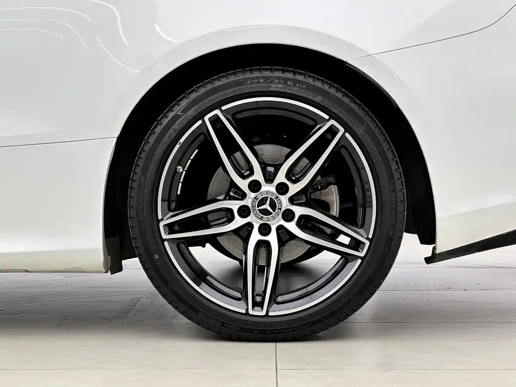 Mercedes-Benz E-Class (Import) — фото 14