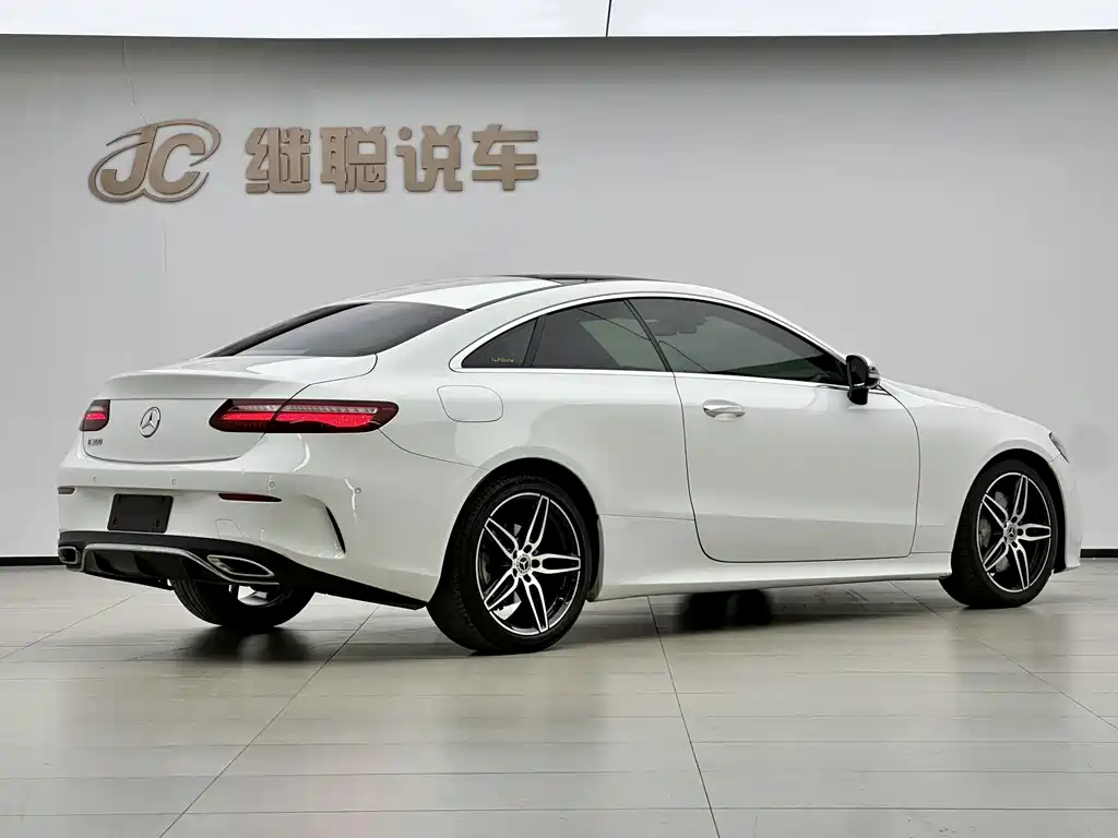 Mercedes-Benz E-Class (Import) — фото 3