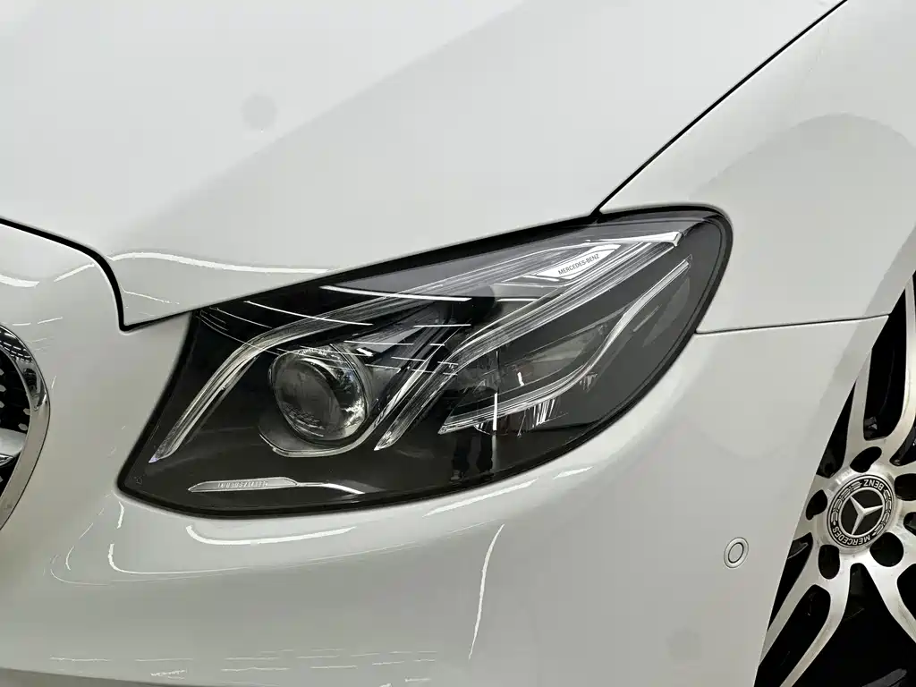 Mercedes-Benz E-Class (Import) — фото 10
