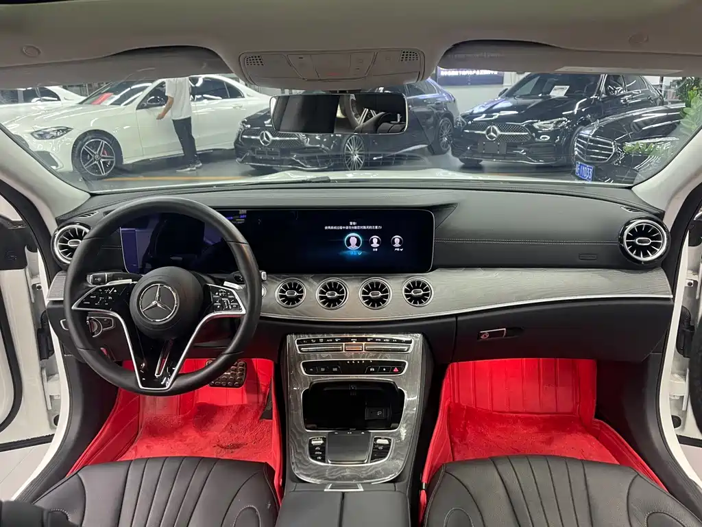 Mercedes-Benz CLS — фото 2