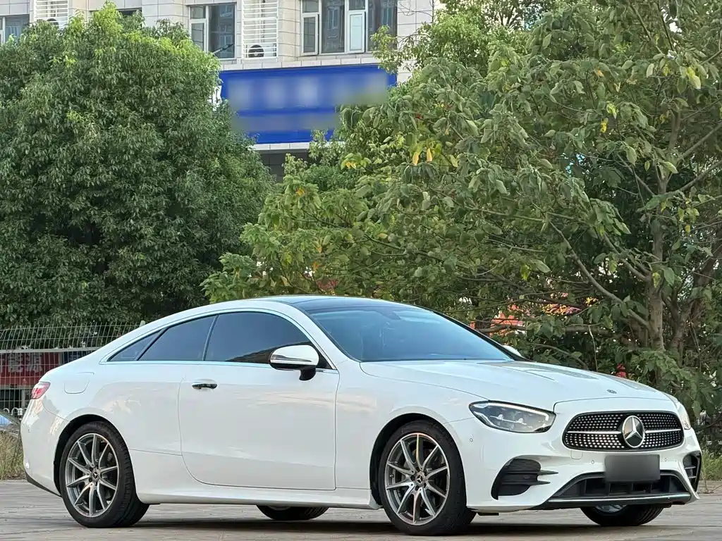 Mercedes-Benz E-Class (Import) — фото 5