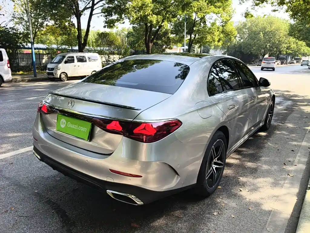 Mercedes-Benz E-Class (Import) — фото 4