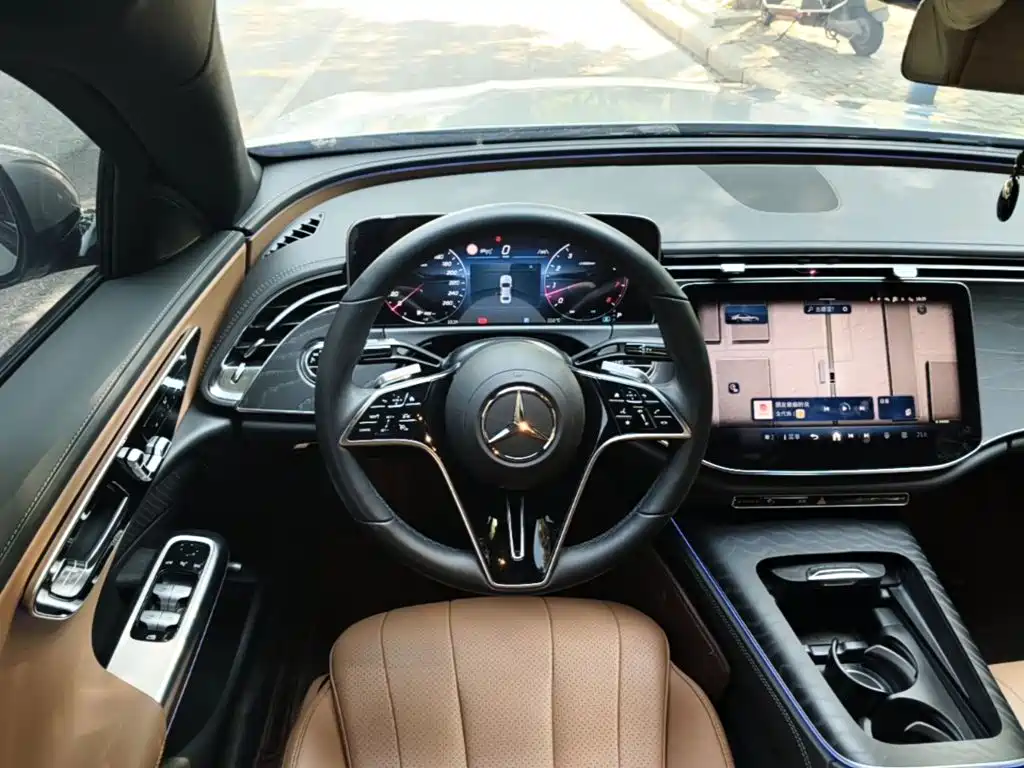 Mercedes-Benz E-Class (Import) — фото 6