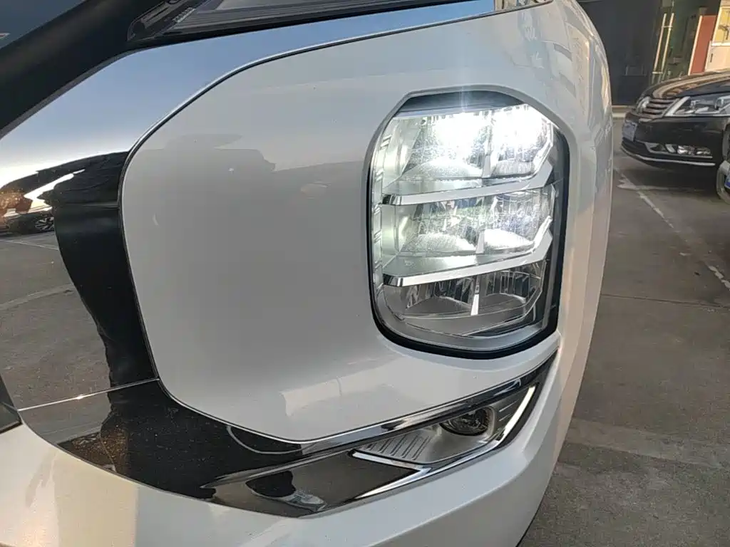 Mitsubishi Outlander — фото 23