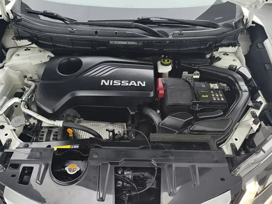 Nissan X-Trail — фото 10