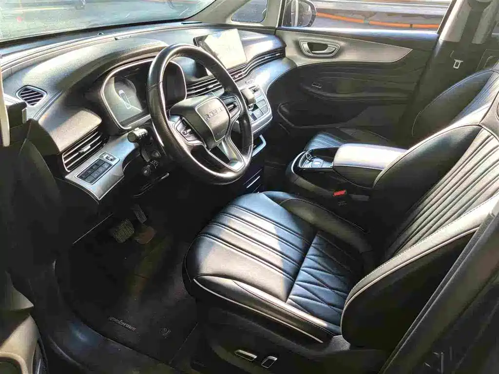 Roewe iMAX8 — фото 4