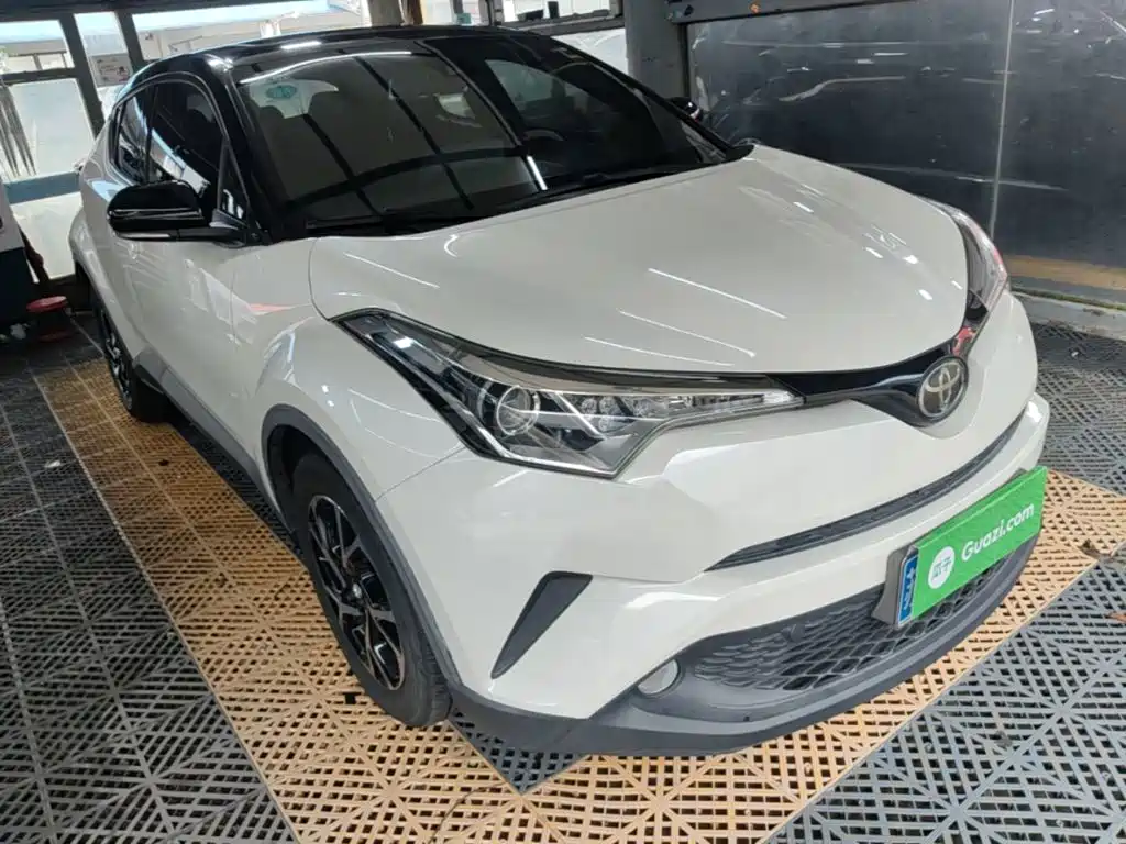 Toyota C-HR — фото 3