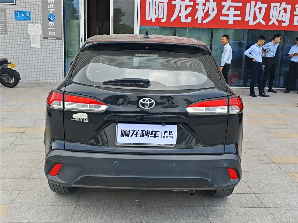 Toyota Corolla Cross — фото 4