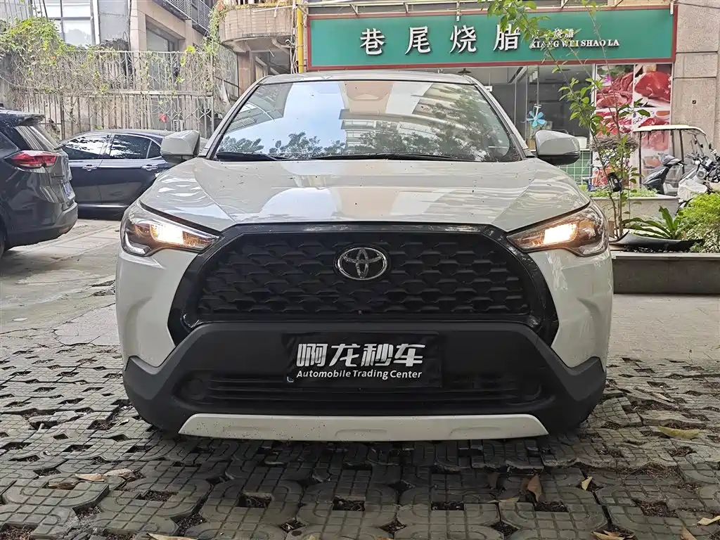 Toyota Corolla Cross — фото 2