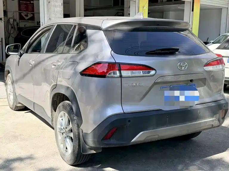 Toyota Corolla Cross — фото 6
