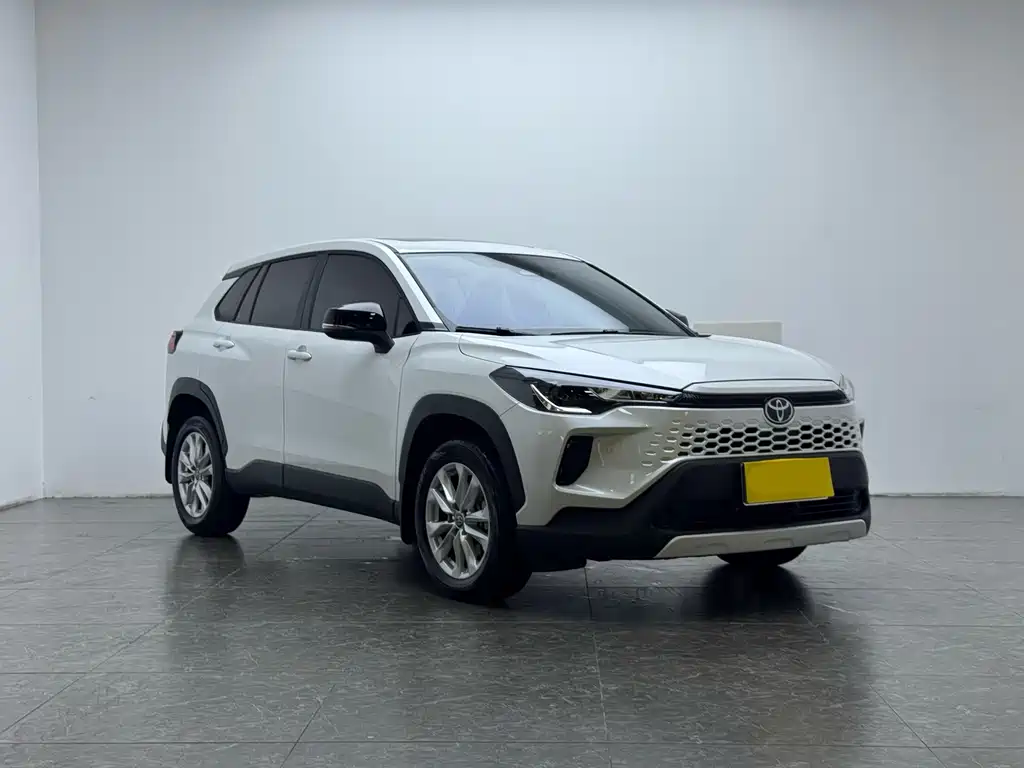 Toyota Corolla Cross — фото 3