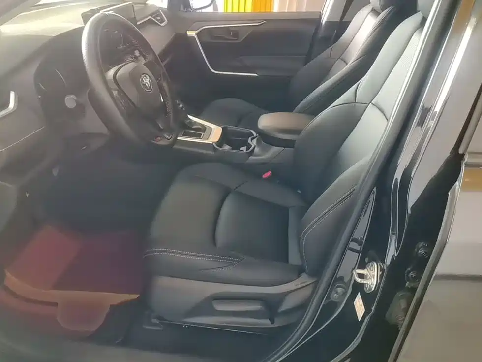 Toyota Wildlander — фото 14