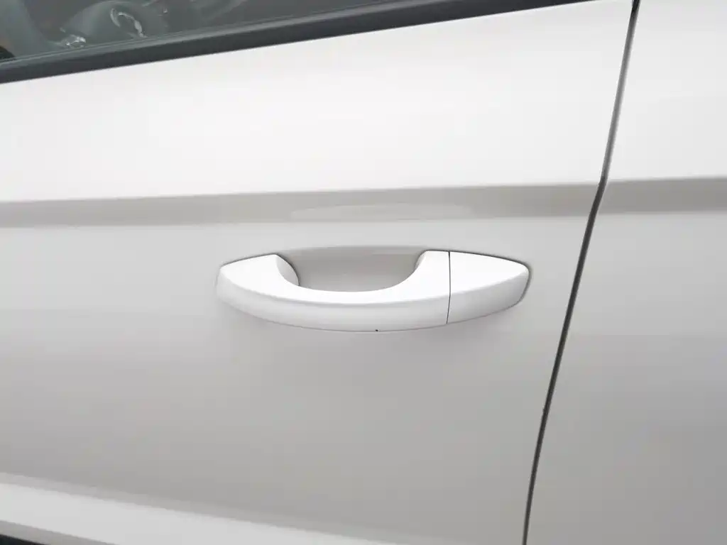 Volkswagen Tharu — фото 18