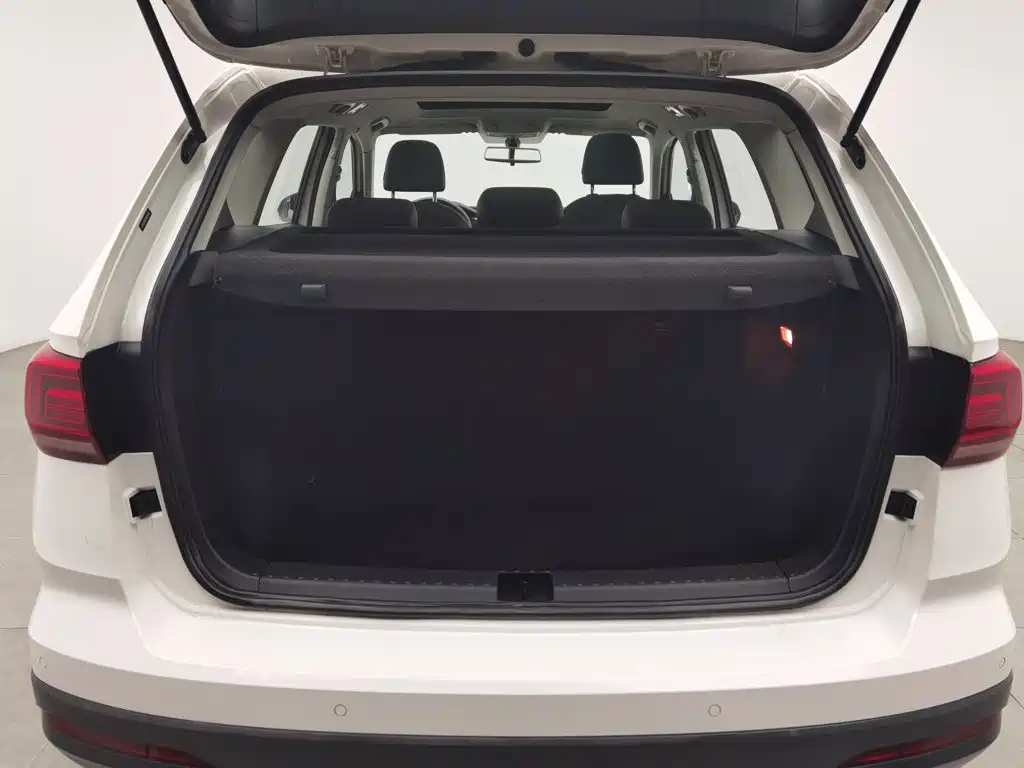 Volkswagen Tharu — фото 16