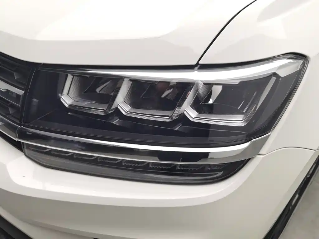 Volkswagen Tharu — фото 7