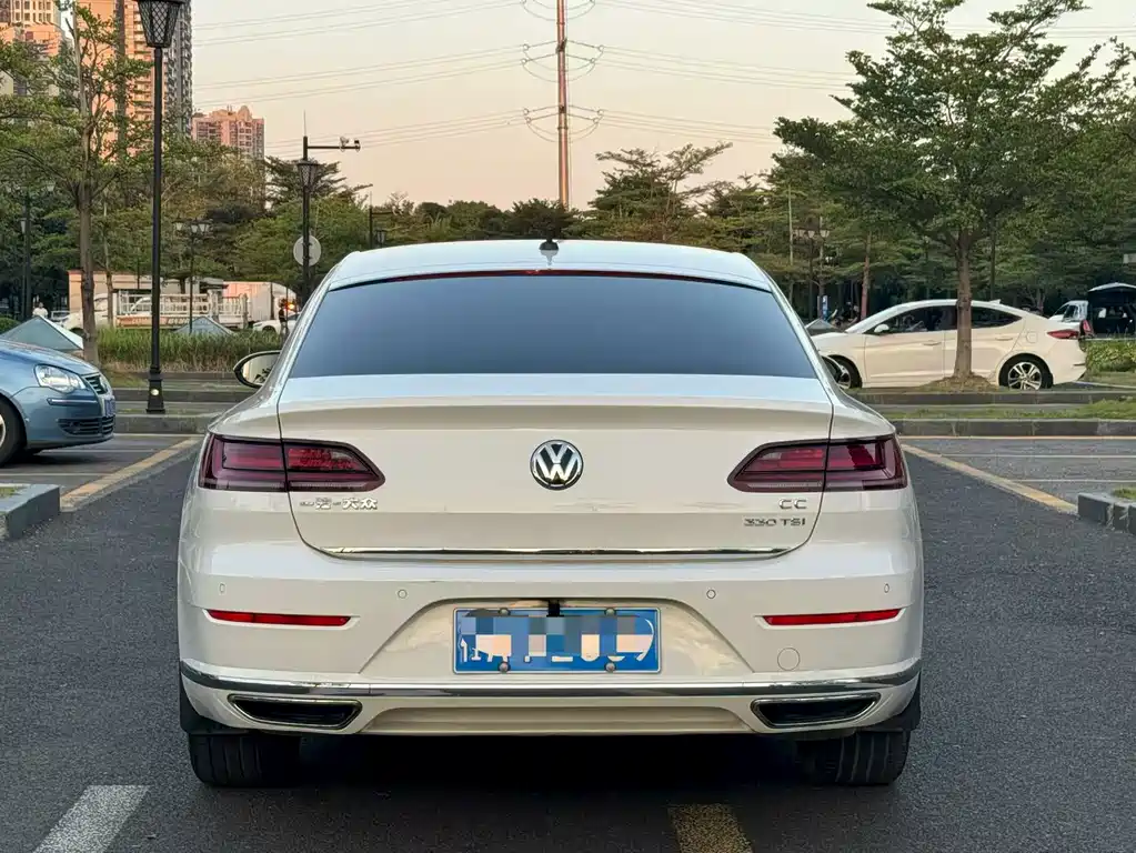Volkswagen CC — фото 8