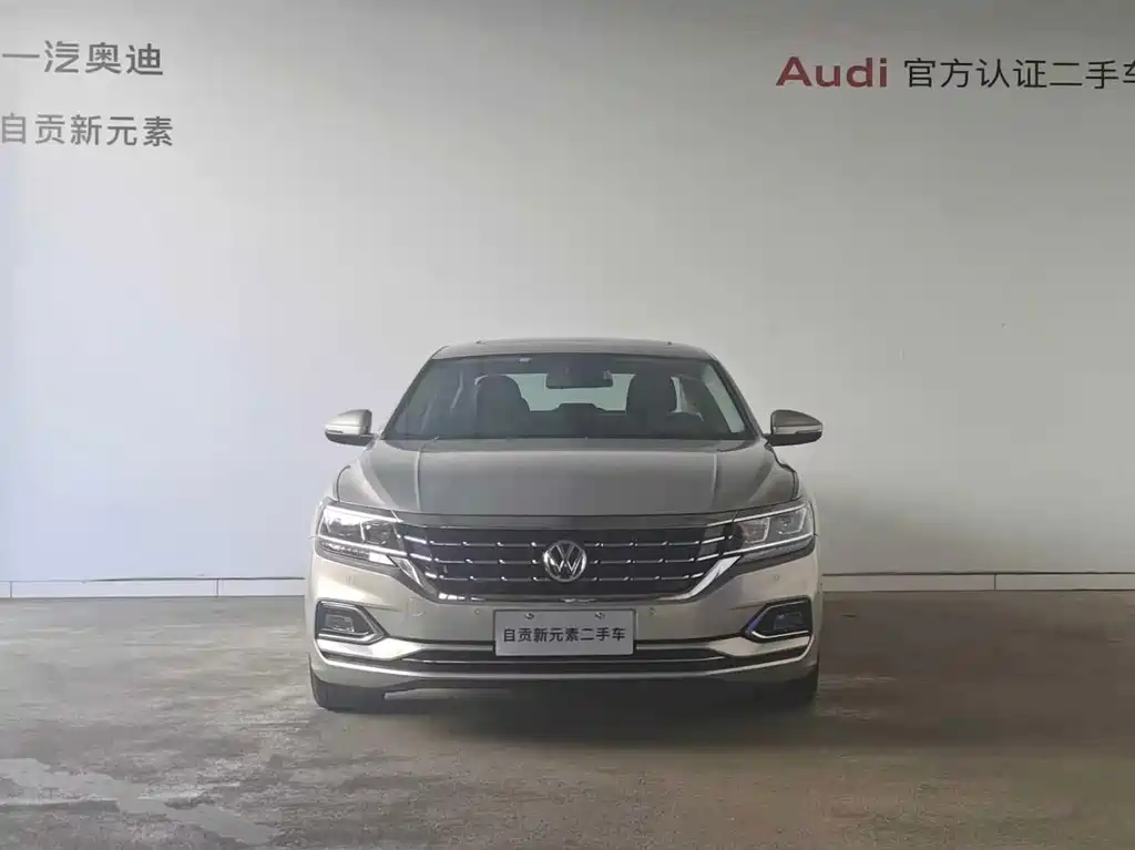 Volkswagen Passat — фото 14