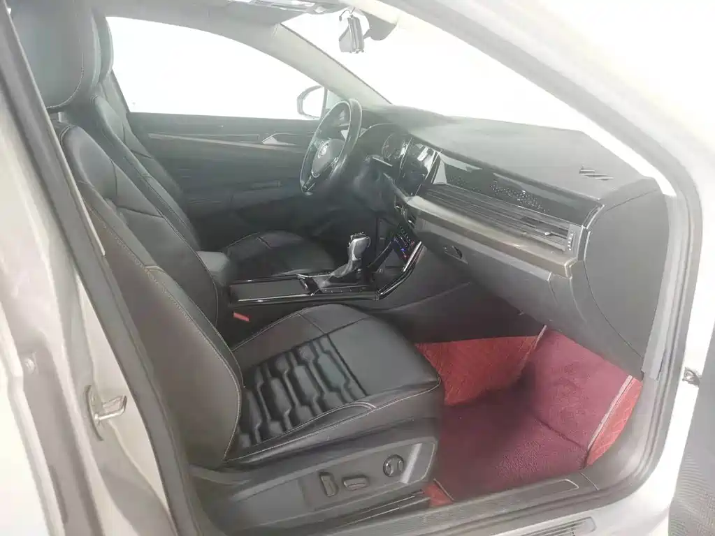 Volkswagen Passat — фото 9
