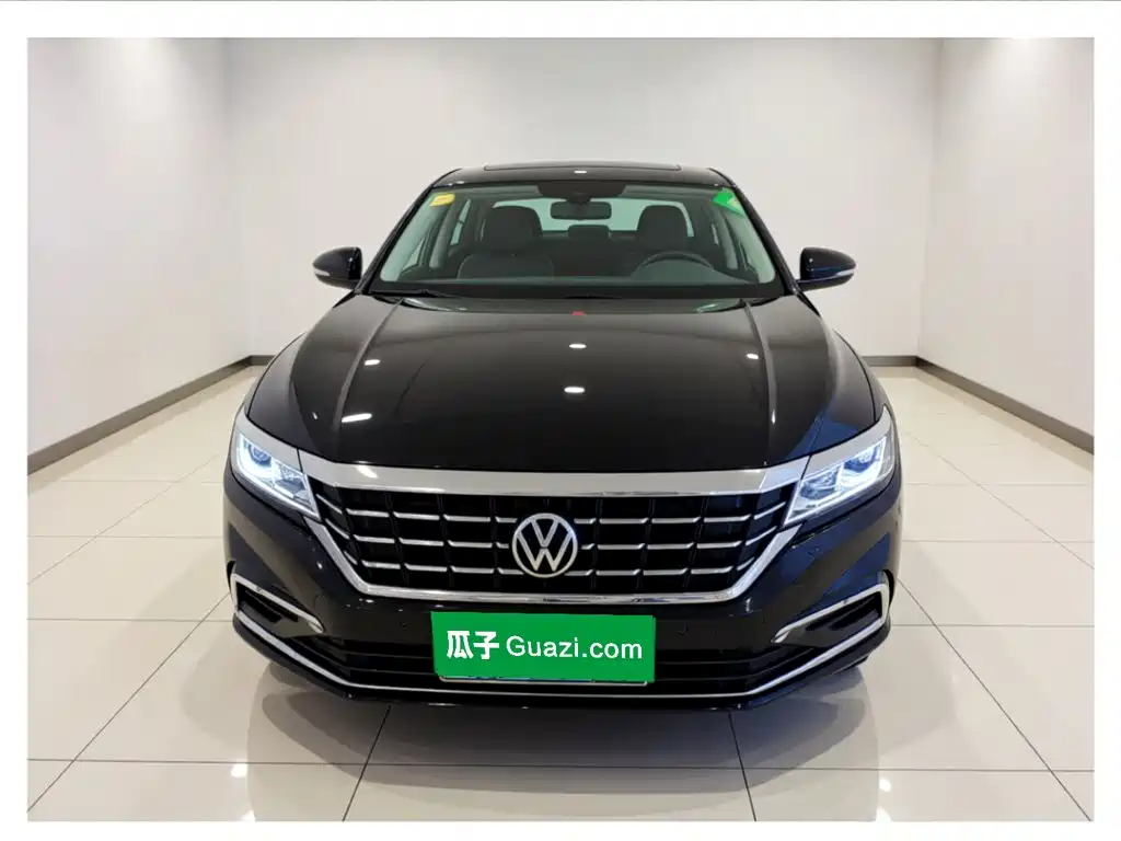 Volkswagen Passat — фото 2