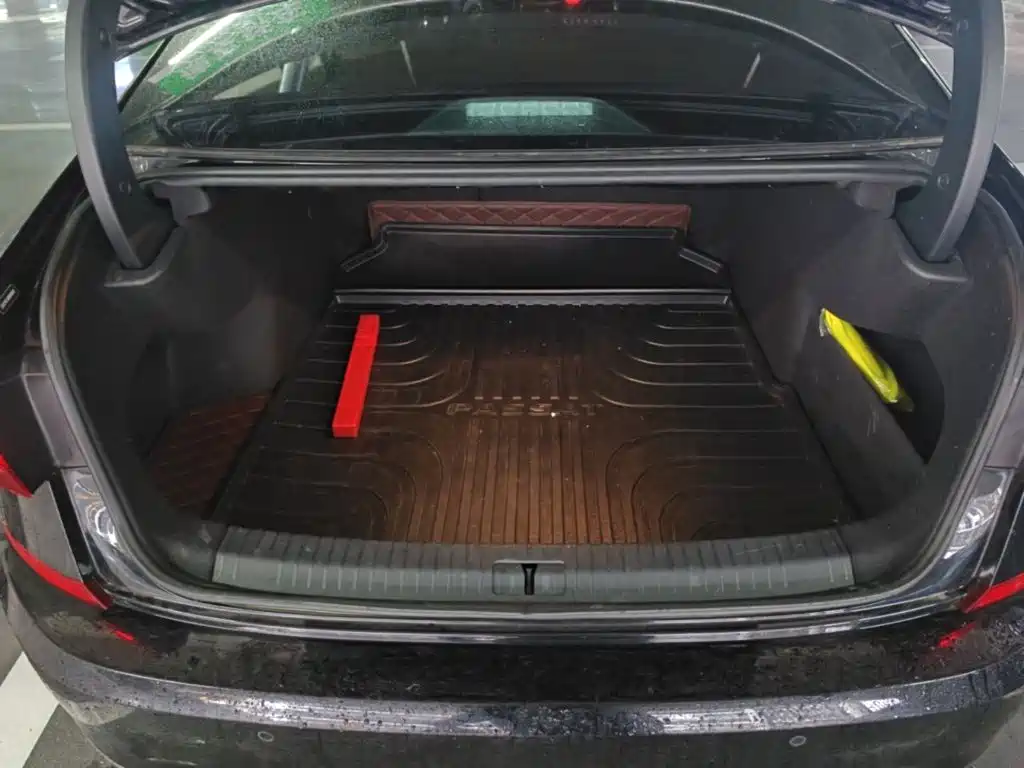 Volkswagen Passat — фото 15