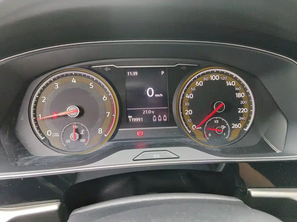Volkswagen Passat — фото 7