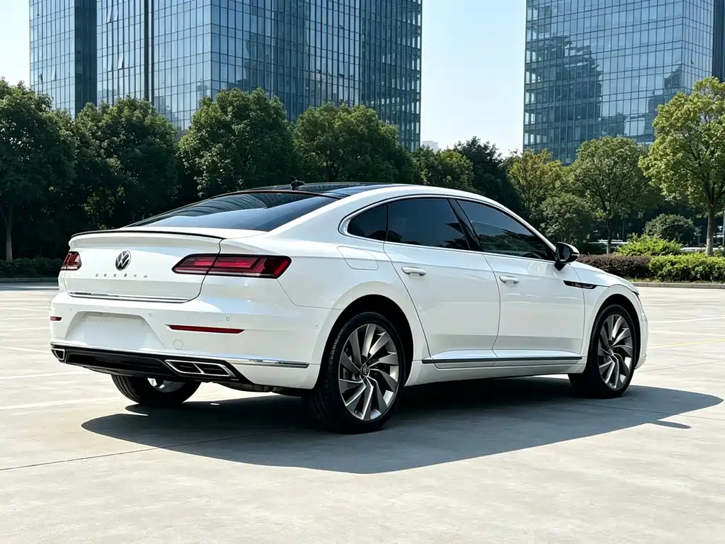 Volkswagen CC — фото 8